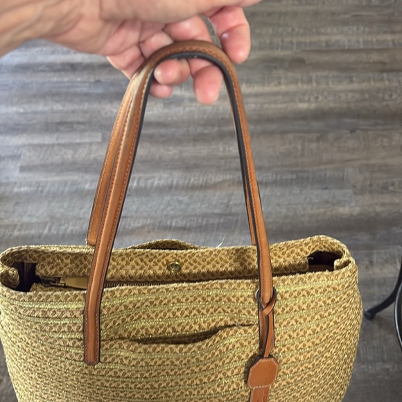 Eric Javits Tan Woven Bag - Picture 13 of 15